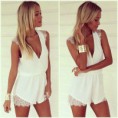 /products/vestido-de-gasa-con-encajes-/